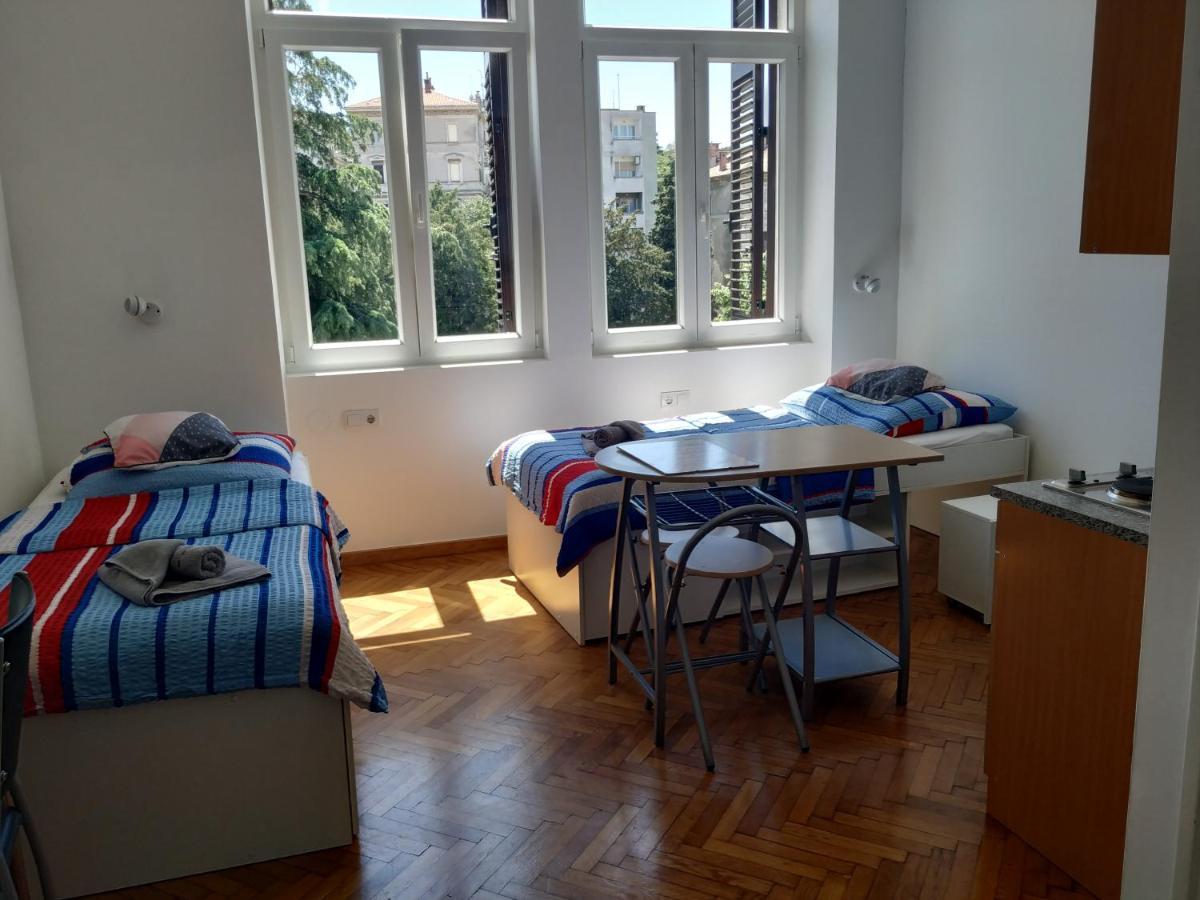 Apartments Todorovic Пула Экстерьер фото